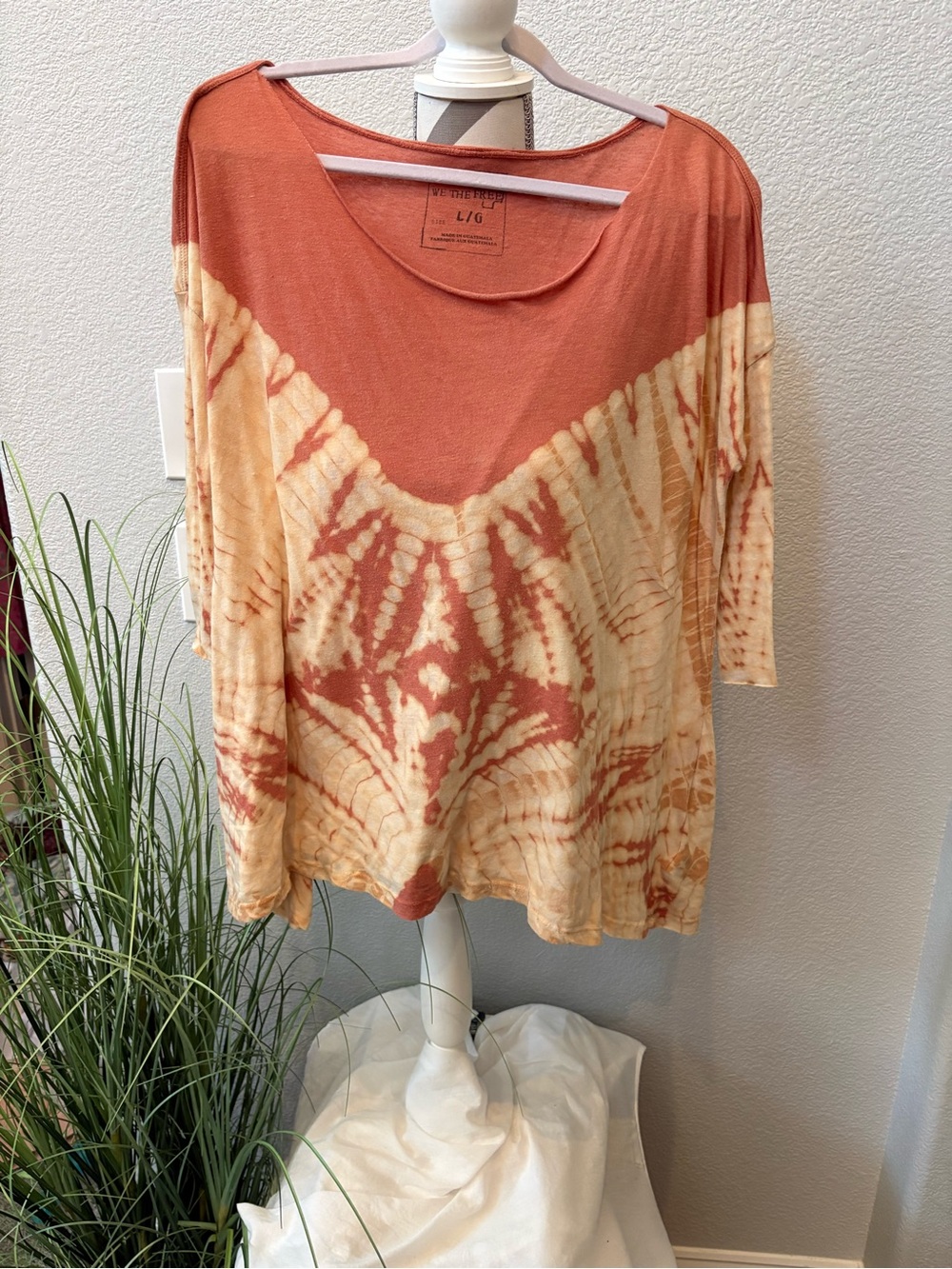 We The Free Women's Tie-Dye Scoop Neck Top in Rust and Cream